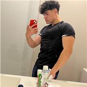 Pues enseño inglés como principal asignatura y también otras materias rollo matemáticas o lengua, pero sin duda el ingles